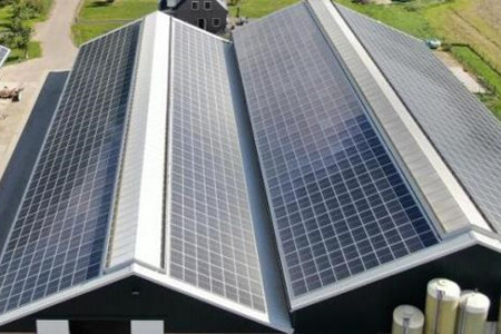 光伏發(fā)電站選并網(wǎng)還是離網(wǎng)？需不需要蓄電池？